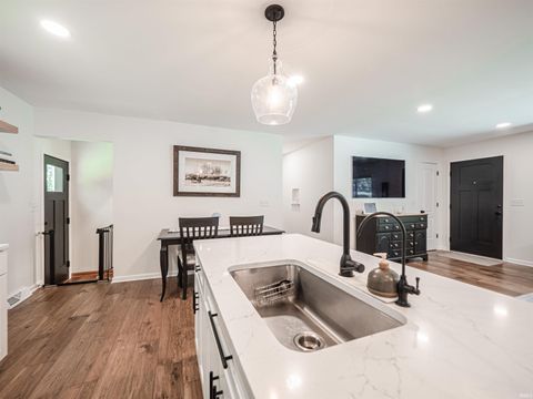 Tiny photo for 6410 Six School Road, Evansville, IN 47720 (MLS # 202617765)