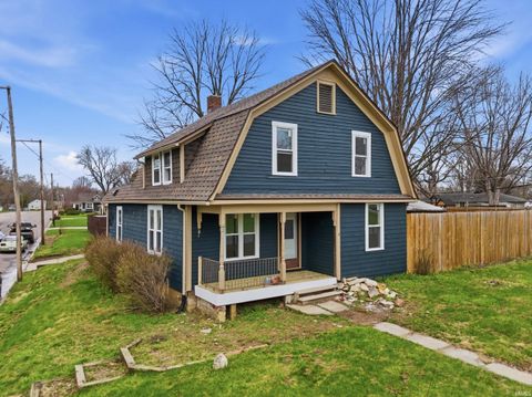 Photo of 1603 Summit Street, New Haven, IN 46774 (MLS # 202611333)