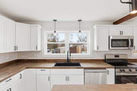 Tiny photo for 1603 Summit Street, New Haven, IN 46774 (MLS # 202611333)