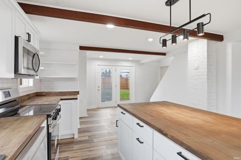 Tiny photo for 1603 Summit Street, New Haven, IN 46774 (MLS # 202611333)