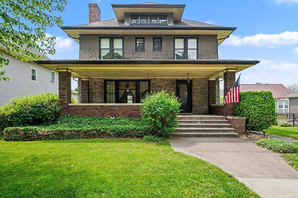 Photo of 117 N 6th Street, Goshen, IN 46528 (MLS # 202619939)