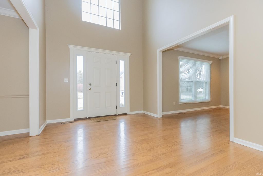 Photo of 7255 Timber View Drive, Newburgh, IN 47630 (MLS # 202549705)