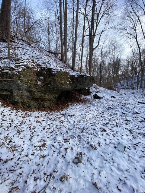 Tiny photo for 6300 Logansport Road, Logansport, IN 46947 (MLS # 202602126)