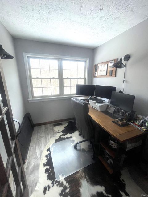 Tiny photo for 6300 Logansport Road, Logansport, IN 46947 (MLS # 202602126)