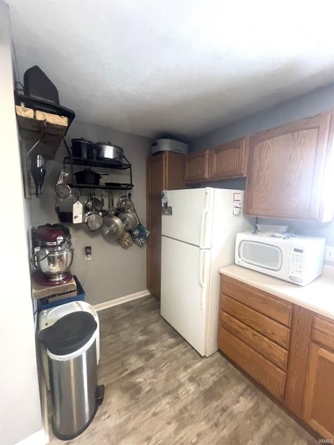 Tiny photo for 6300 Logansport Road, Logansport, IN 46947 (MLS # 202602126)