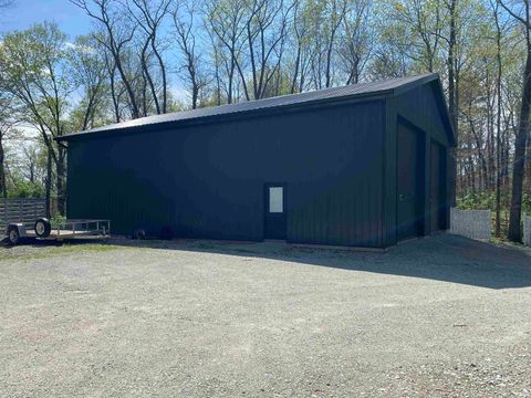 Tiny photo for 6300 Logansport Road, Logansport, IN 46947 (MLS # 202602126)