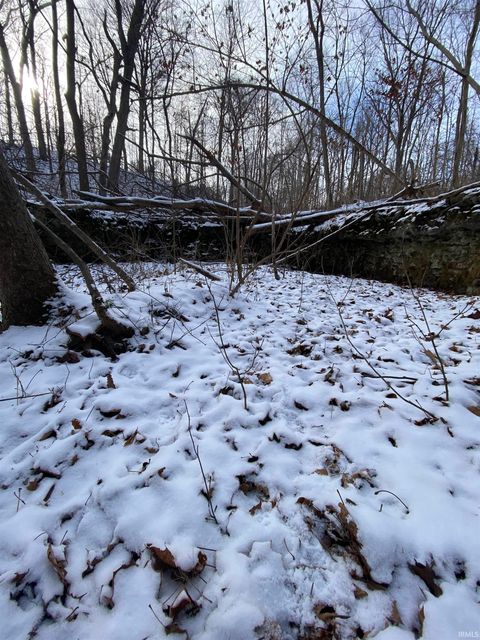 Tiny photo for 6300 Logansport Road, Logansport, IN 46947 (MLS # 202602126)