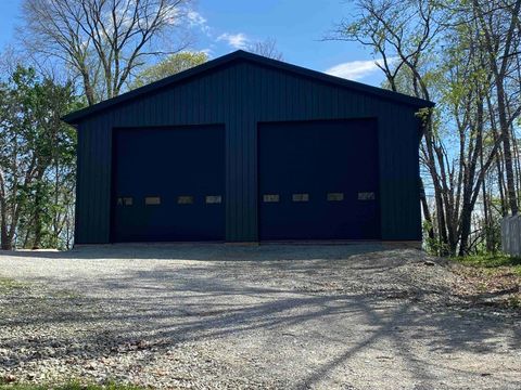 Tiny photo for 6300 Logansport Road, Logansport, IN 46947 (MLS # 202602126)