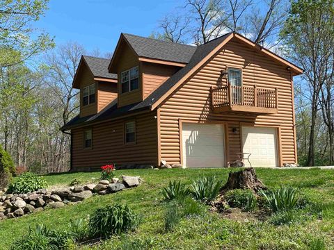 Tiny photo for 6300 Logansport Road, Logansport, IN 46947 (MLS # 202602126)