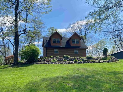 Tiny photo for 6300 Logansport Road, Logansport, IN 46947 (MLS # 202602126)