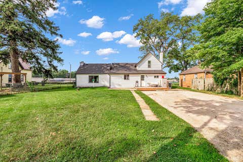 Tiny photo for 412 Goshen Avenue, Elkhart, IN 46516 (MLS # 202635211)