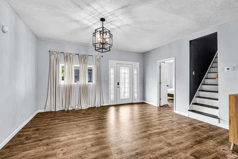 Tiny photo for 412 Goshen Avenue, Elkhart, IN 46516 (MLS # 202635211)
