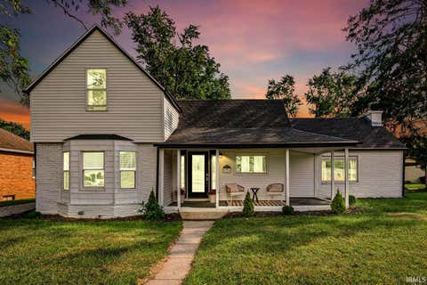Photo of 412 Goshen Avenue, Elkhart, IN 46516 (MLS # 202635211)