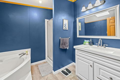 Tiny photo for 4367 W 50 N, Logansport, IN 46947 (MLS # 202607511)