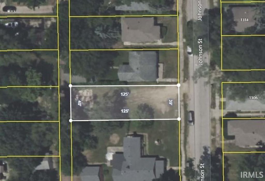 Photo of 1305 N Johnson Street, South Bend, IN 46628 (MLS # 202535358)