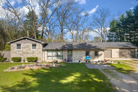 Tiny photo for 55960 Apple Road, Osceola, IN 46561 (MLS # 202615644)