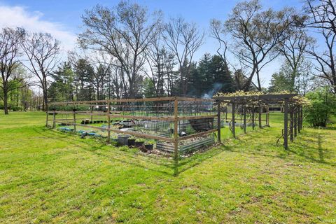 Tiny photo for 55960 Apple Road, Osceola, IN 46561 (MLS # 202615644)