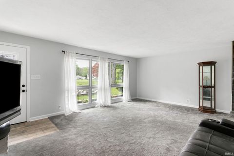 Tiny photo for 55960 Apple Road, Osceola, IN 46561 (MLS # 202615644)