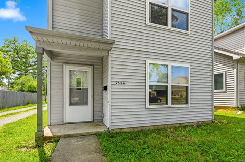 Photo of 2536 Caroline Street, Fort Wayne, IN 46803 (MLS # 202622157)
