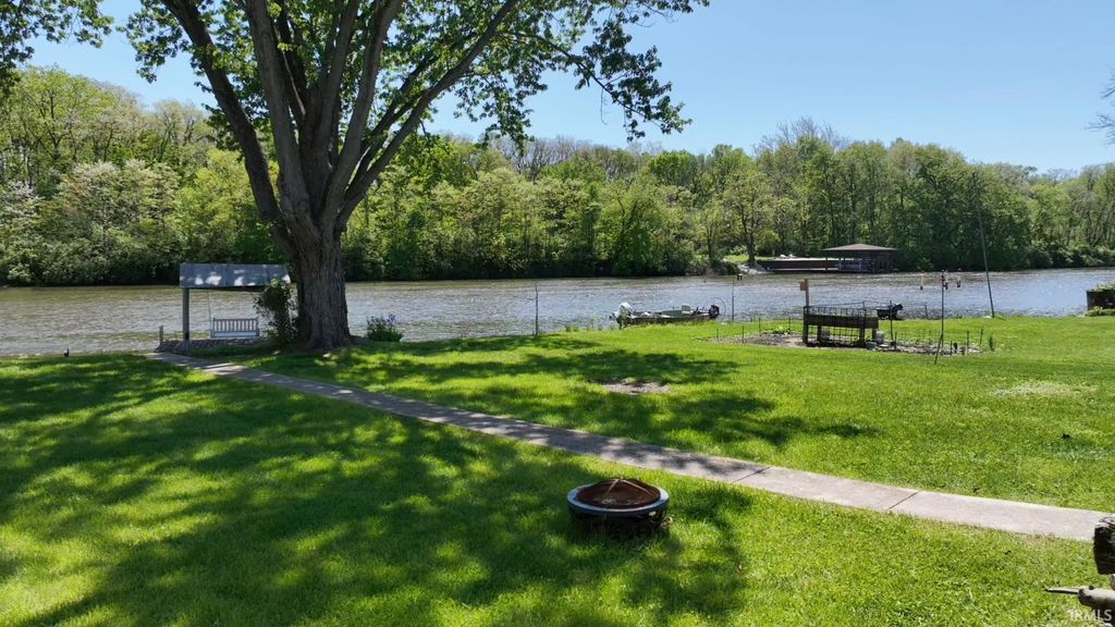 Photo of 705 Bluewater Drive, Monticello, IN 47960 (MLS # 202617486)