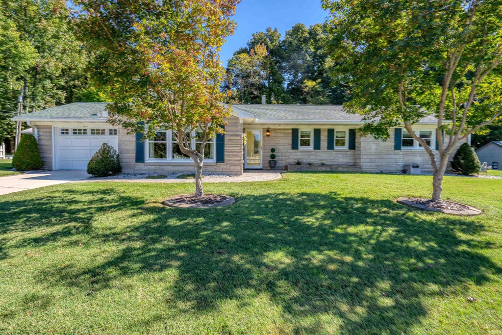 Photo of 1648 20th Street, Tell City, IN 47586 (MLS # 202641677)