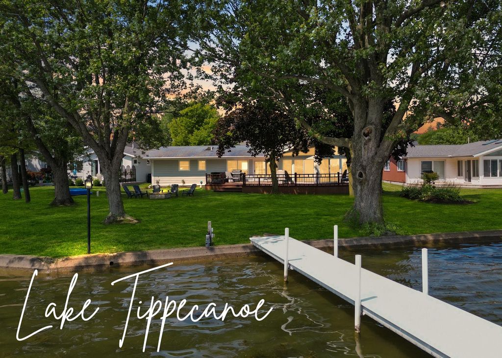 Photo of 58 EMS T17A Lane, Leesburg, IN 46538 (MLS # 202609634)