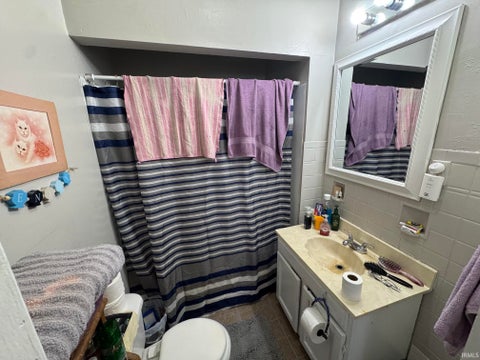 Tiny photo for 237 W Leith Street, Fort Wayne, IN 46807 (MLS # 202634241)