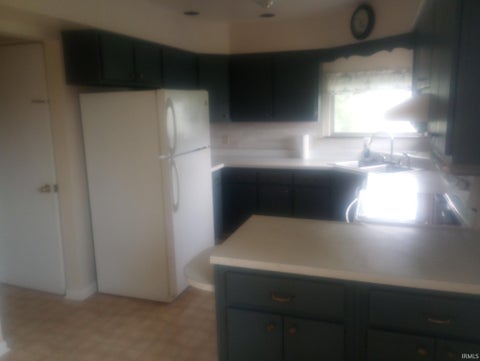 Tiny photo for 2401 Dellwood Drive, Fort Wayne, IN 46803 (MLS # 202635748)