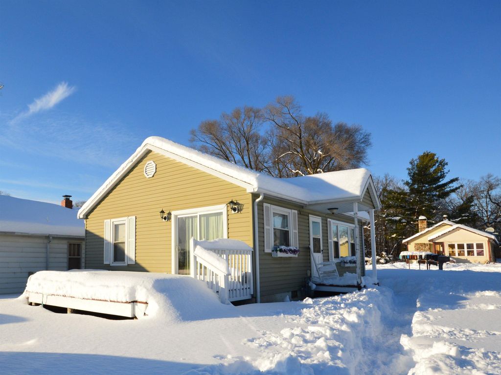 Photo of 11875 E South Avenue, Walkerton, IN 46574 (MLS # 202601628)