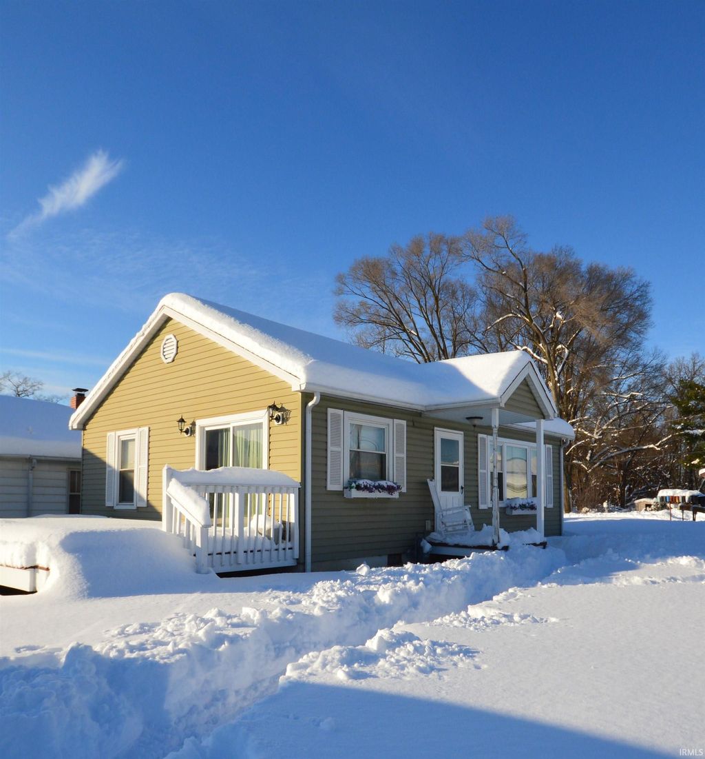 Photo of 11875 E South Avenue, Walkerton, IN 46574 (MLS # 202601628)