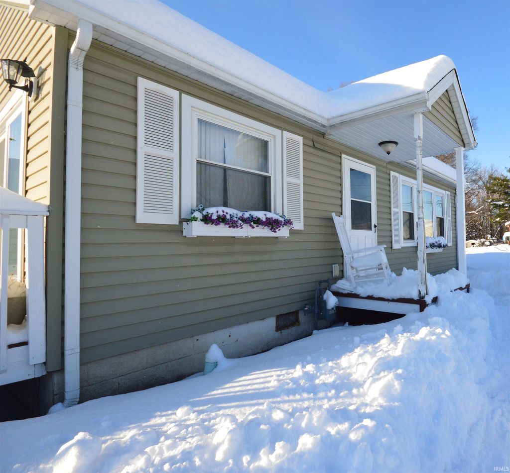 Photo of 11875 E South Avenue, Walkerton, IN 46574 (MLS # 202601628)