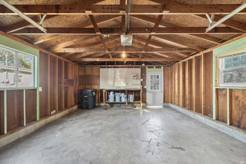 Tiny photo for 1209 Walnut Avenue, Frankfort, IN 46041 (MLS # 202644861)