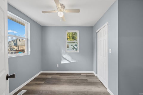 Tiny photo for 1209 Walnut Avenue, Frankfort, IN 46041 (MLS # 202644861)