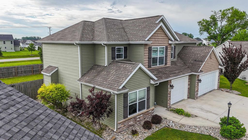 Photo of 12601 Page Hill Court, Fort Wayne, IN 46818 (MLS # 202622587)