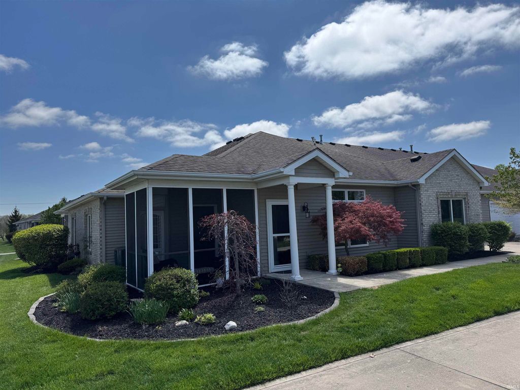 Photo of 12003 Cross Winds Way, Fort Wayne, IN 46818 (MLS # 202615014)