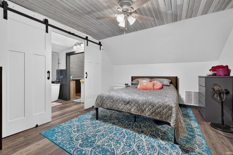 Tiny photo for 1922 E Market Street, Logansport, IN 46947 (MLS # 202636147)