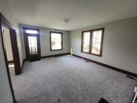 Tiny photo for 3004 Perrysburg Road, Logansport, IN 46947 (MLS # 202614671)