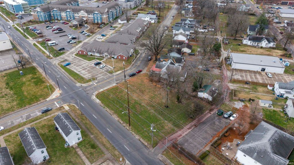 Photo of 318 320 322 E Cherry Street, Evansville, IN 47713 (MLS # 202548760)