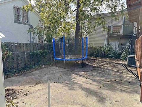 Tiny photo for 603 E Van Trees Street, Washington, IN 47501 (MLS # 202543664)