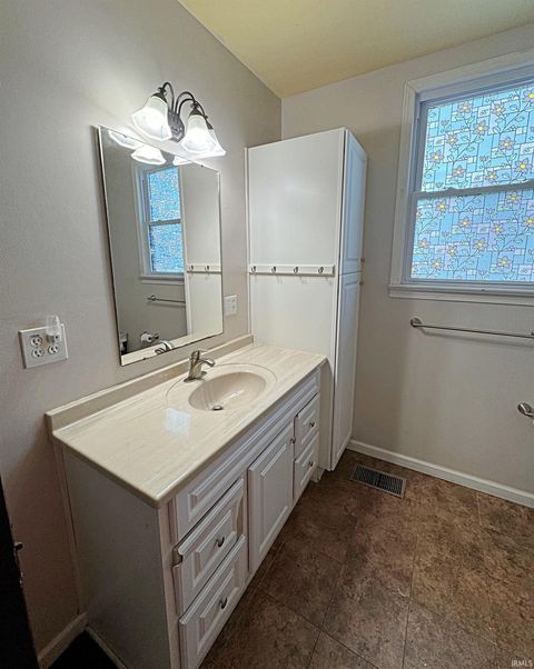 Tiny photo for 603 E Van Trees Street, Washington, IN 47501 (MLS # 202543664)