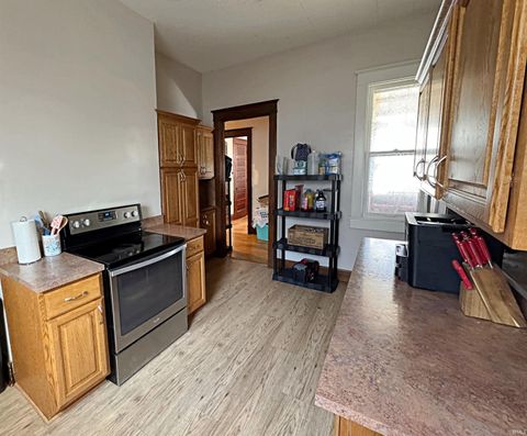 Tiny photo for 603 E Van Trees Street, Washington, IN 47501 (MLS # 202543664)