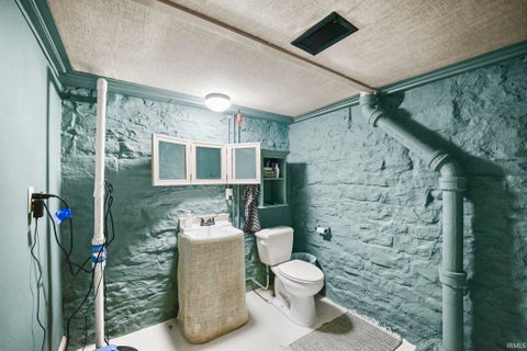 Tiny photo for 1120 W Walnut Street, Kokomo, IN 46901 (MLS # 202636570)
