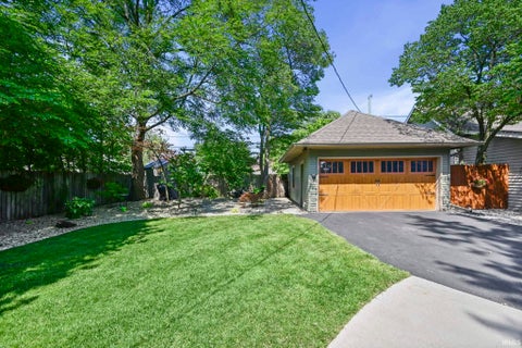 Tiny photo for 1120 W Walnut Street, Kokomo, IN 46901 (MLS # 202636570)