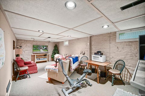Tiny photo for 1120 W Walnut Street, Kokomo, IN 46901 (MLS # 202636570)