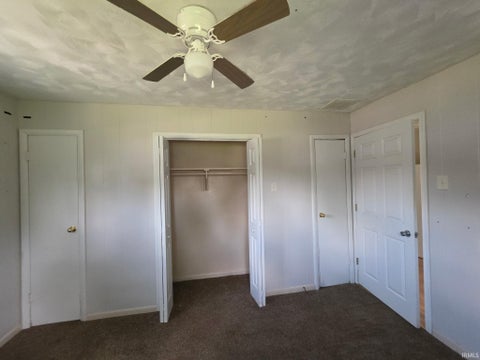 Tiny photo for 909 E Vincennes Street, Linton, IN 47441 (MLS # 202627967)