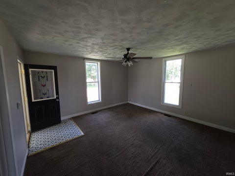 Tiny photo for 909 E Vincennes Street, Linton, IN 47441 (MLS # 202627967)