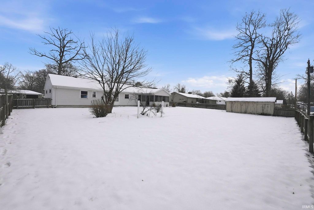 Photo of 4857 Reed Road, Fort Wayne, IN 46835 (MLS # 202549213)