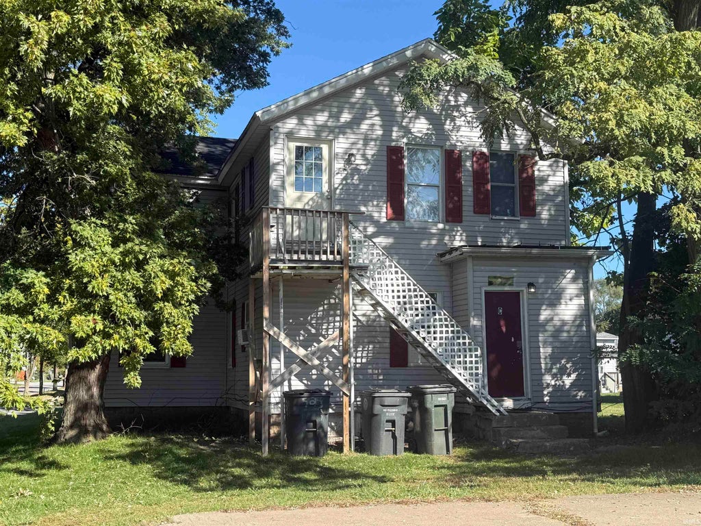 Photo of 602 E Dayton Street, South Bend, IN 46613 (MLS # 202643491)