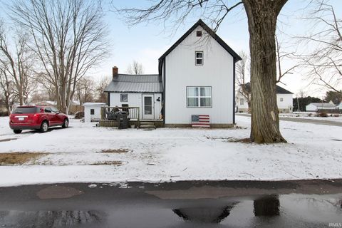 Photo of 207 W WASHINGTON Street, Kempton, IN 46049 (MLS # 202600498)