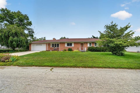 Tiny photo for 2120 Crestview Court, Lafayette, IN 47905 (MLS # 202630455)